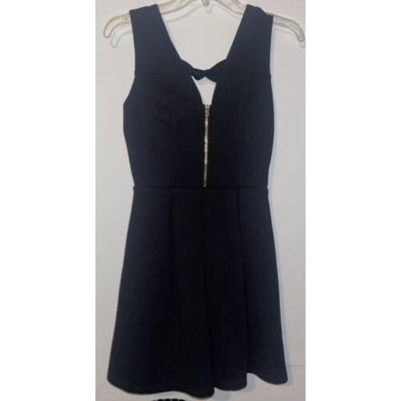 Guess‎ Dress Womens Size 2 Black Sleeveless Knee Length Dress - Picture 3 of 6